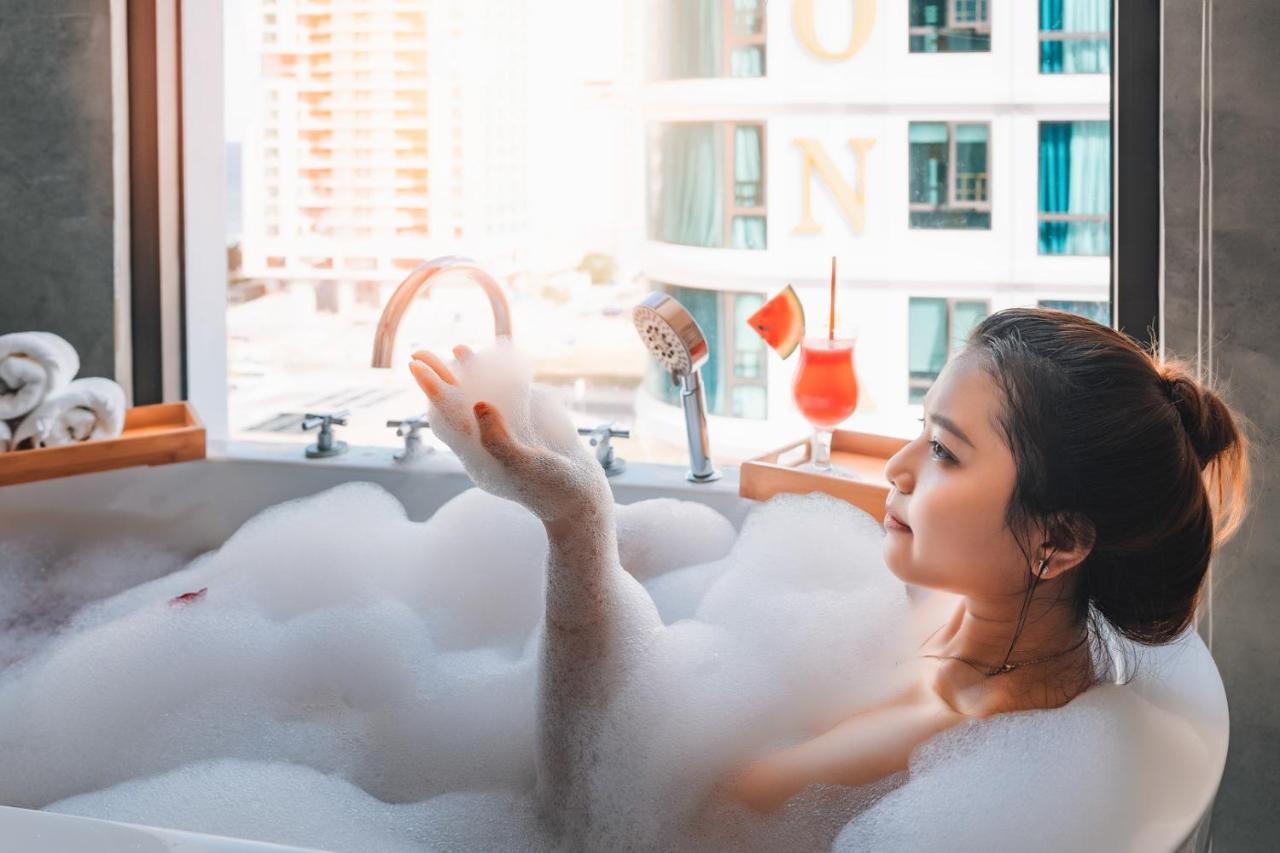 Menora Premium Da Nang - Sea Corner Boutique Hotel Екстериор снимка