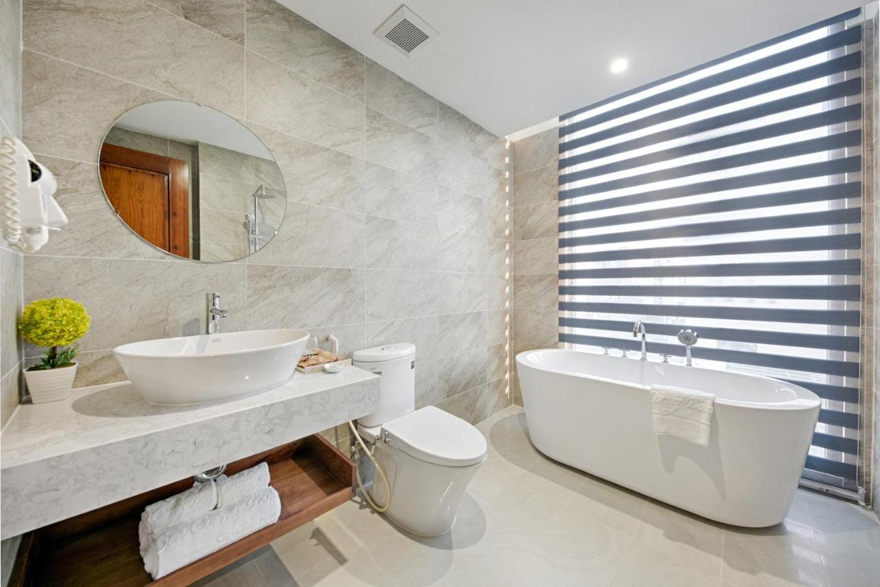 Menora Premium Da Nang - Sea Corner Boutique Hotel Екстериор снимка
